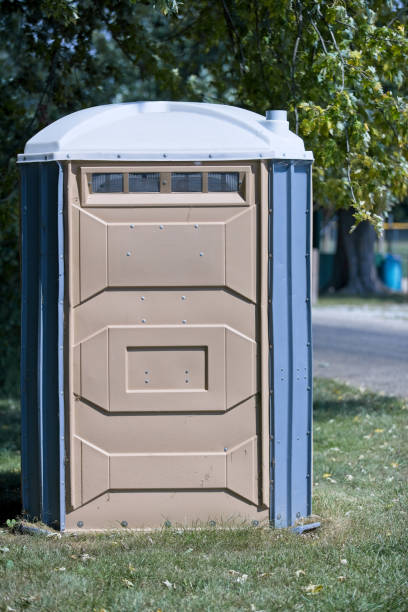 Portable Toilet Options We Offer in Roselle Park, NJ